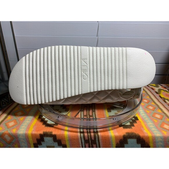 Calia by Carrie Underwood 9 Puffer Quilt Hook & Loop Adjustable Sandals White - Picture 9 of 11